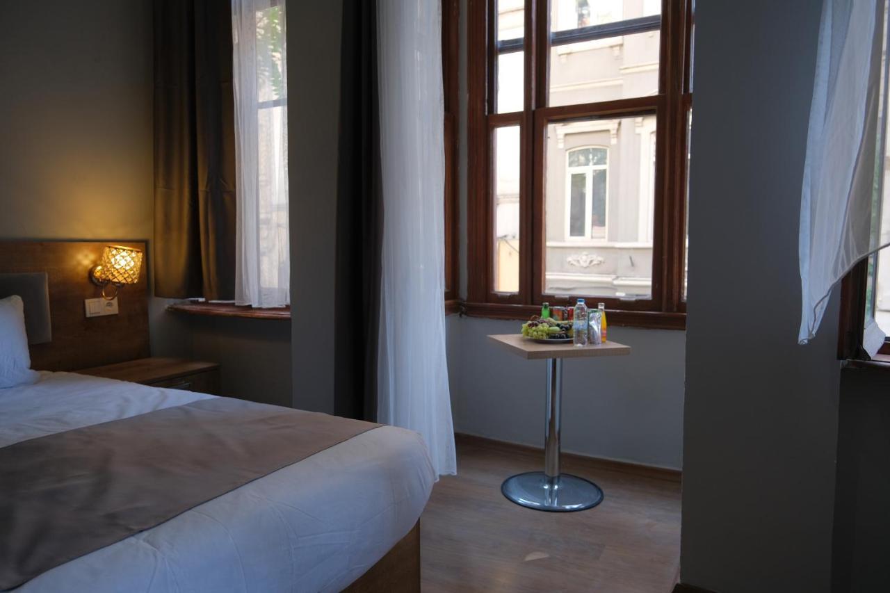 Adamantides Hotel Istanbul Exterior photo