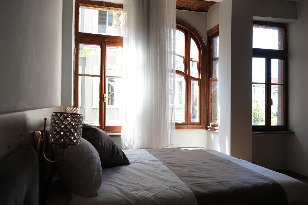 Adamantides Hotel Istanbul Exterior photo